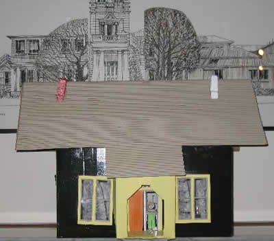 Dolls house: Kitty