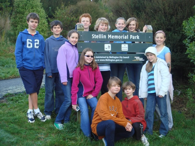  Northland School Stellin Memorial Park project research team photo. 