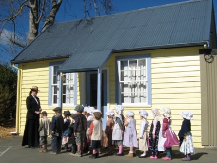 Room 1 lined up very quietly outside the Sarau Room. 