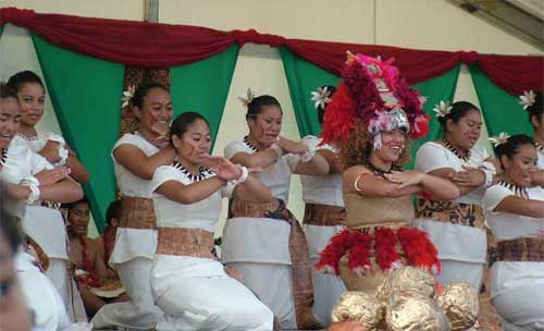 The girls on stage again. 