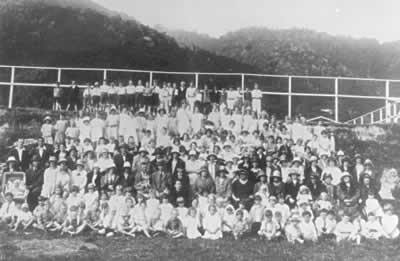 School picnic photo - 1. 