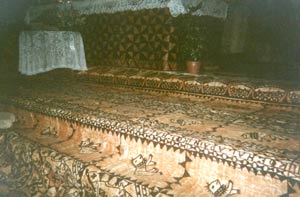 Using Tapa in Saint Michael's Church: In Saint Michael's Church in Lapaha tapa is used for special occasions . It can be used as a floor covering and it is also used to cover the altar. The occasion for which the church was decorated with tapa was the feast of Corpus Christi.
